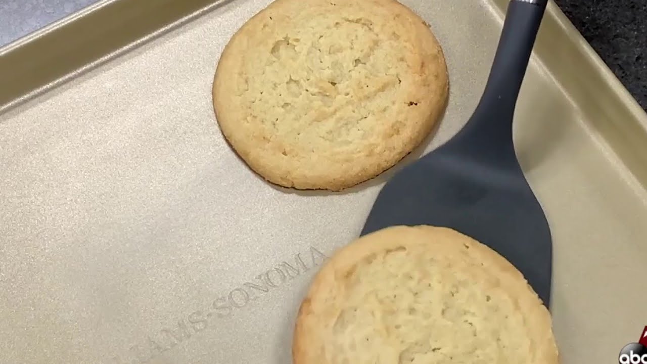 Consumer Reports tests sheet pans to find one that cooks the best, cleans up easy